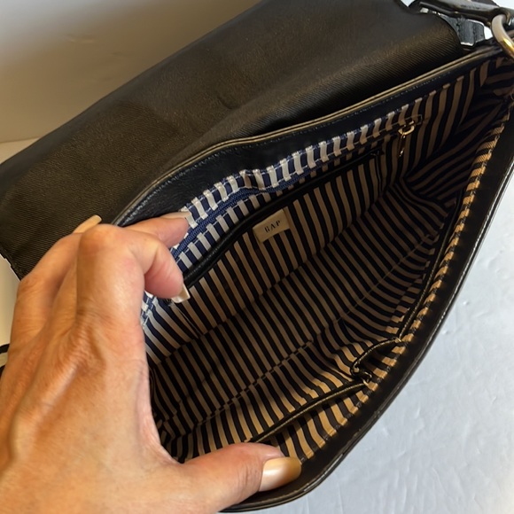 GAP Black leather saddle bag - Picture 6 of 9